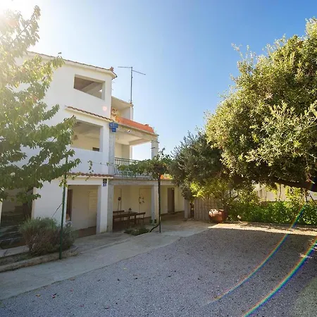 Studio 14317a